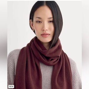 Everlane | The Cashmere Scarf | Wine | OS
